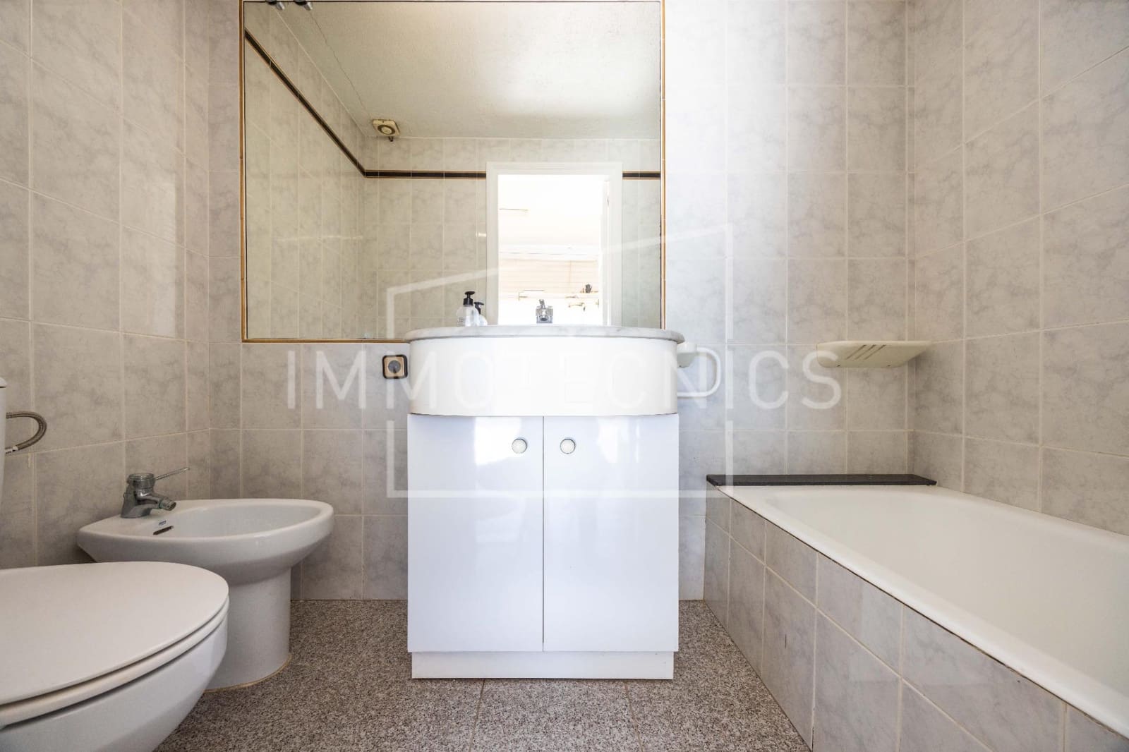 4 chambre Maison de Ville à vendre à Sant Vicenc de Montalt avec garage - 575 000 € (Ref: 9602766)