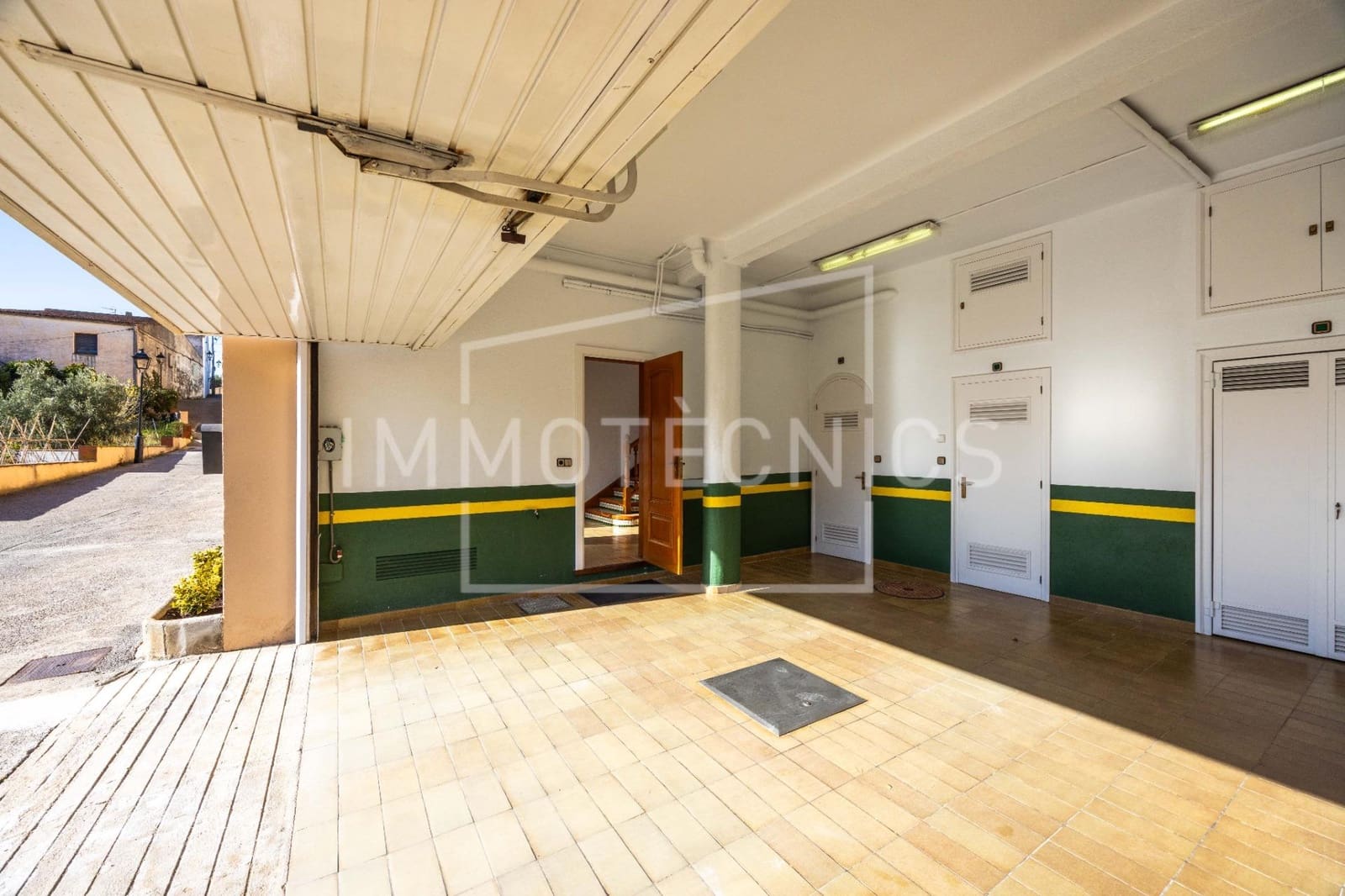 4 chambre Maison de Ville à vendre à Sant Vicenc de Montalt avec garage - 575 000 € (Ref: 9602766)