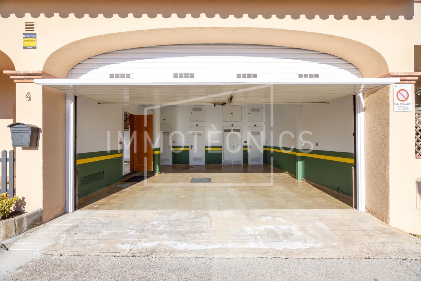 4 chambre Maison de Ville à vendre à Sant Vicenc de Montalt avec garage - 575 000 € (Ref: 9602766)