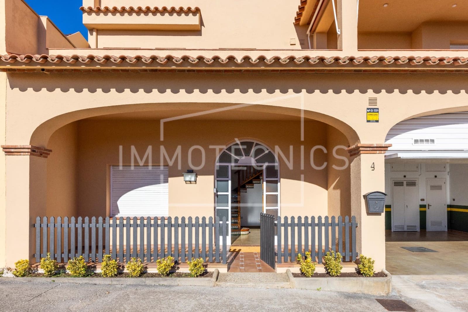 4 chambre Maison de Ville à vendre à Sant Vicenc de Montalt avec garage - 575 000 € (Ref: 9602766)