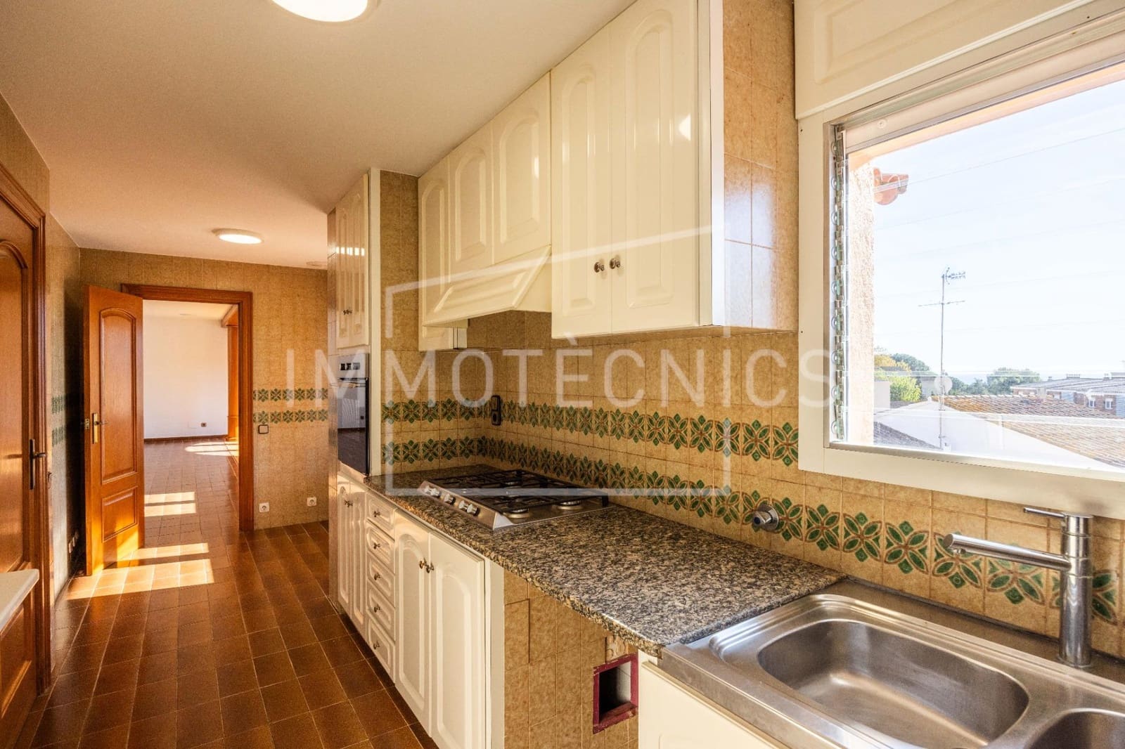 4 bedroom Townhouse for sale in Sant Vicenc de Montalt with garage - € 575,000 (Ref: 9602766)