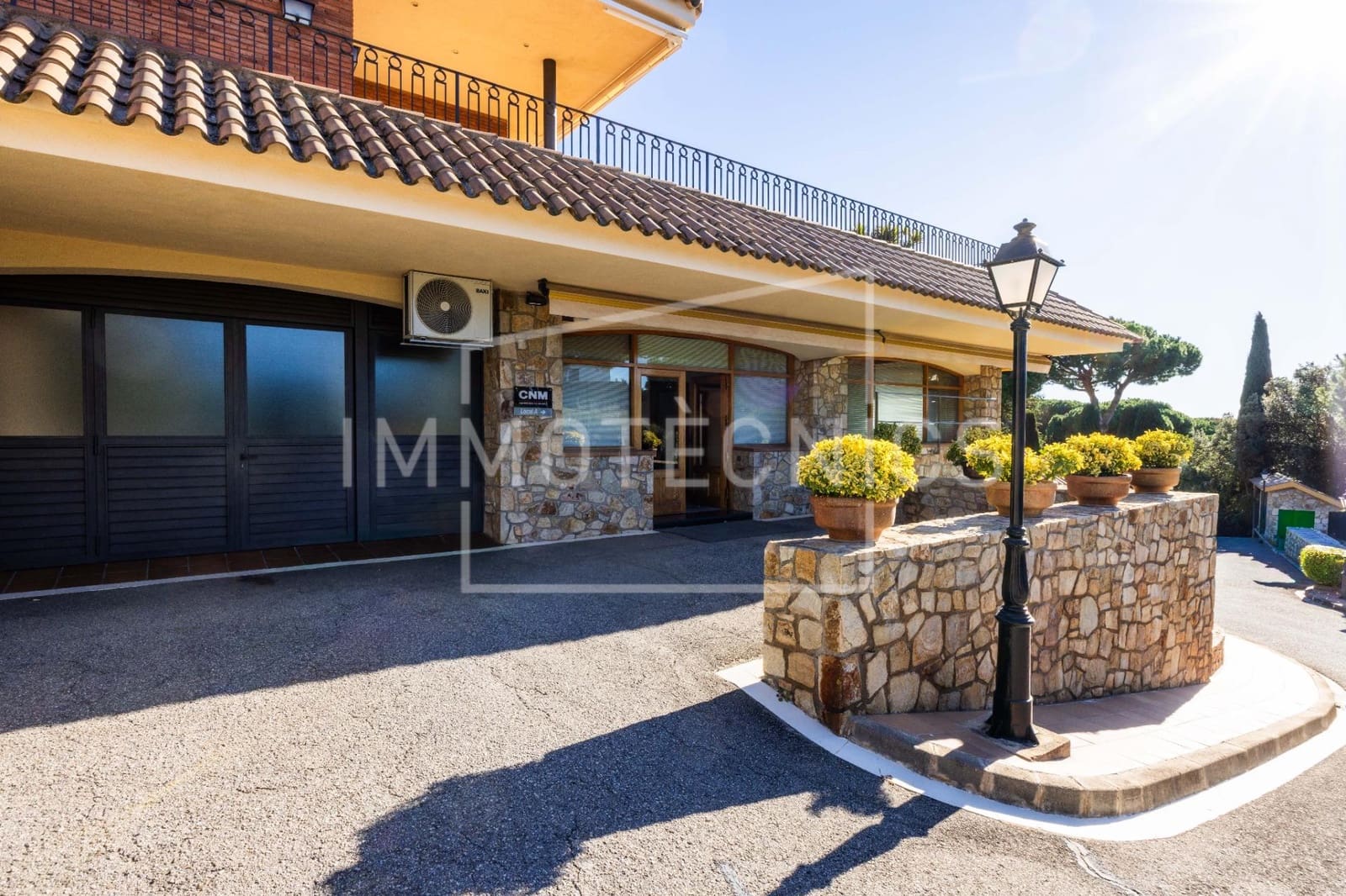 4 sypialnia Biuro do wynajęcia w Sant Vicenc de Montalt - 1 700 € (Ref: 9602767)