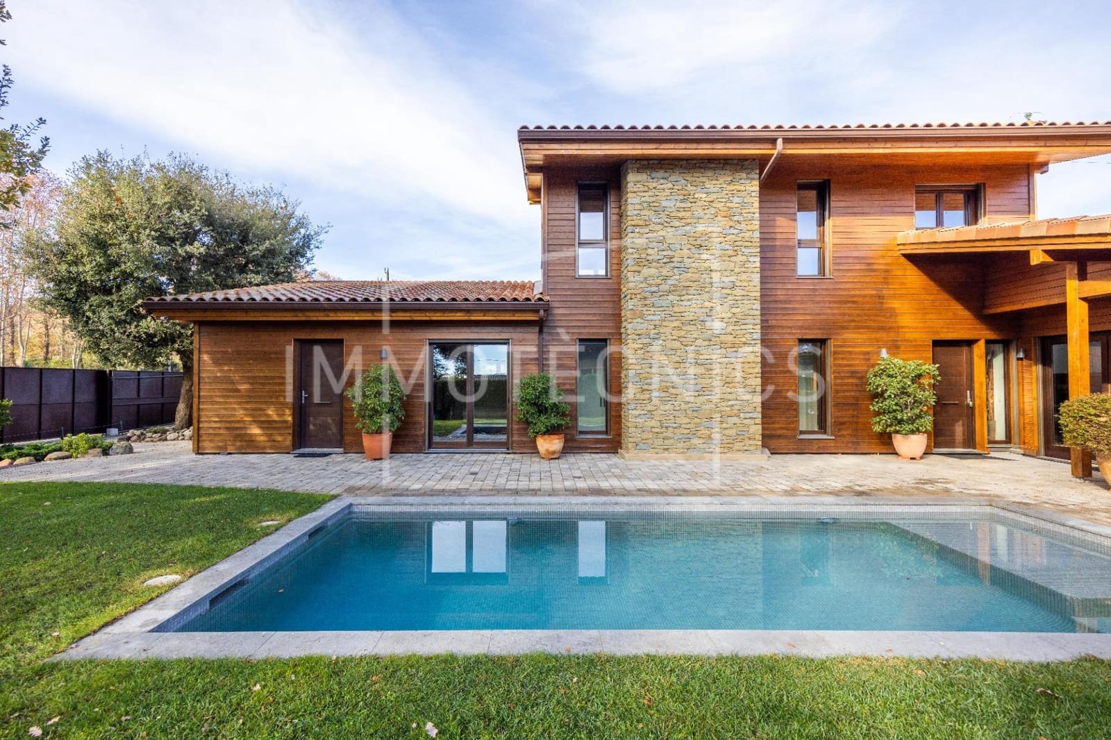 3 bedroom Villa for sale in Sant Esteve de Palautordera with pool - € 850,000 (Ref: 9602769)