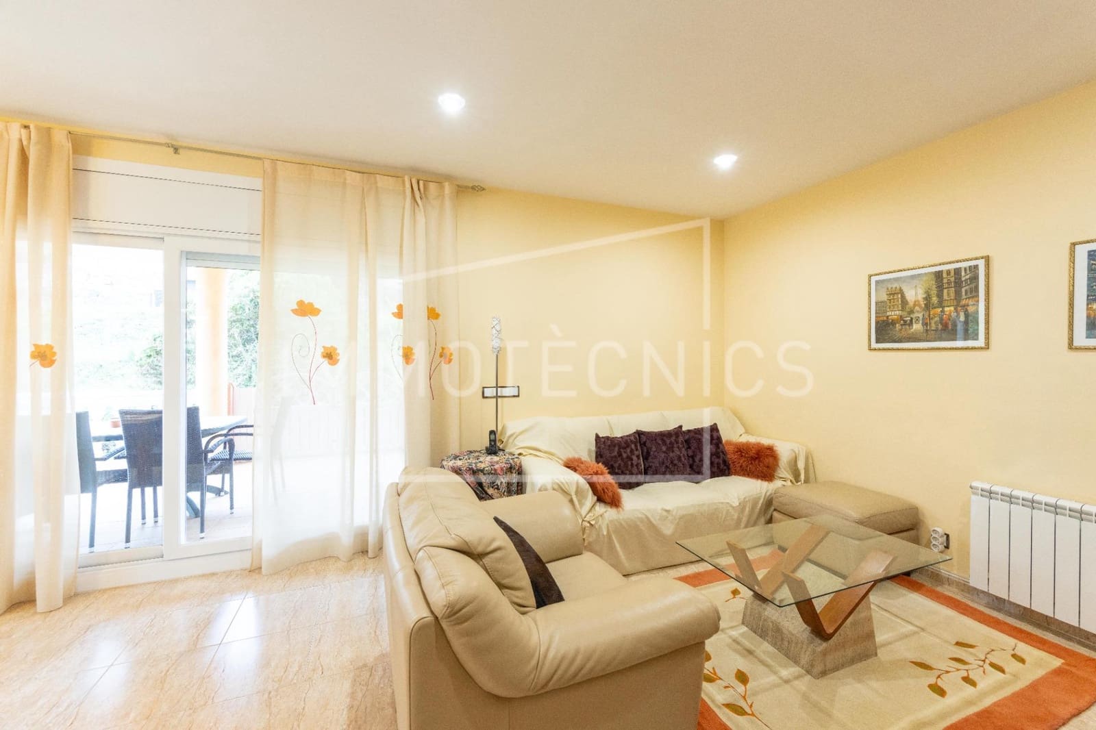 Chalet de 4 habitaciones en Cànoves i Samalús en venta con piscina garaje - 560.000 € (Ref: 9602770)