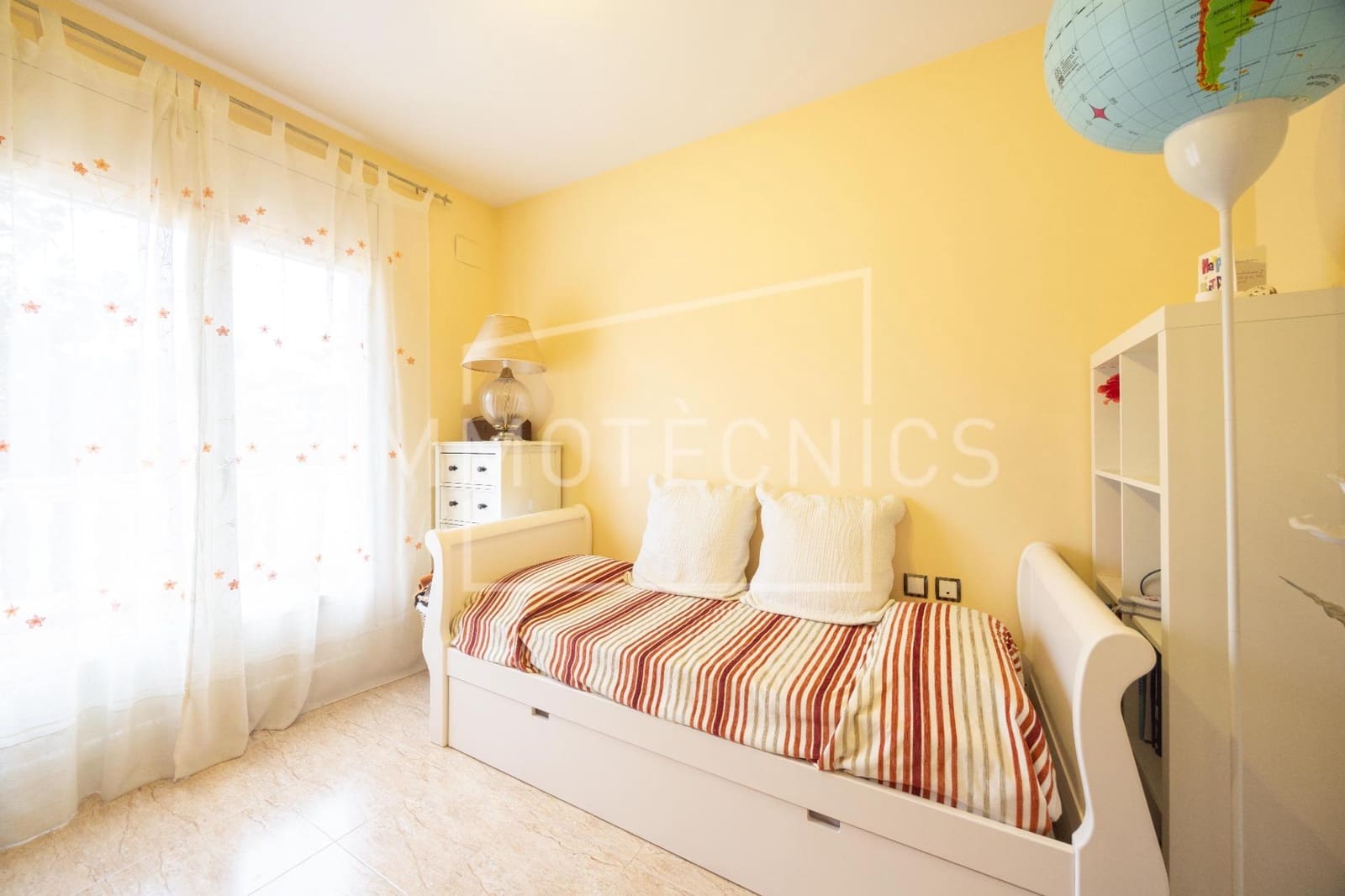 Chalet de 4 habitaciones en Cànoves i Samalús en venta con piscina garaje - 560.000 € (Ref: 9602770)