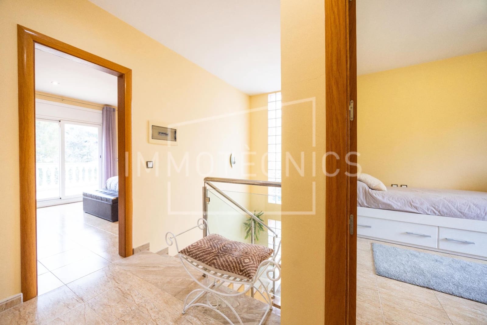 Chalet de 4 habitaciones en Cànoves i Samalús en venta con piscina garaje - 560.000 € (Ref: 9602770)