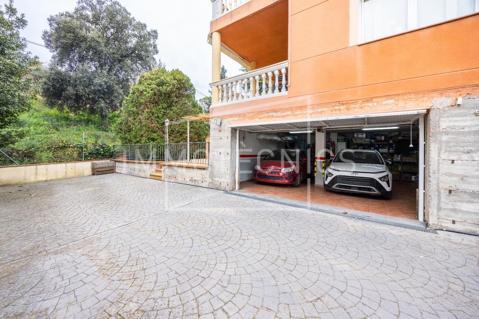 Chalet de 4 habitaciones en Cànoves i Samalús en venta con piscina garaje - 560.000 € (Ref: 9602770)