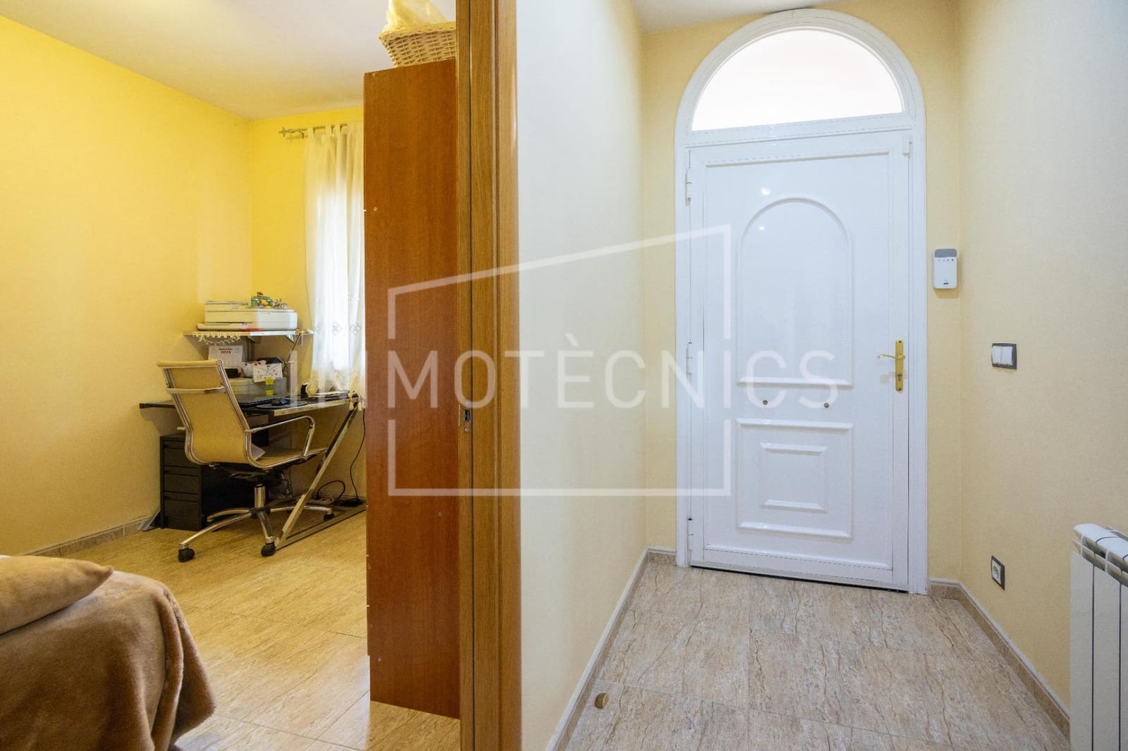 4 bedroom Villa for sale in Canovelles with pool garage - € 530,000 (Ref: 9602770)