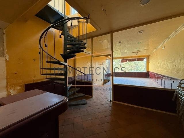 Komercyjne na sprzedaż w Sant Vicenç de Montalt - 500 000 € (Ref: 9602772)