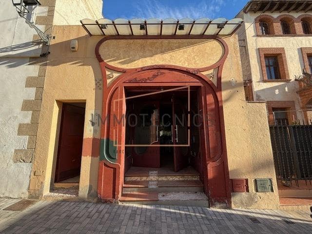 Komercyjne na sprzedaż w Sant Vicenc de Montalt - 500 000 € (Ref: 9602772)
