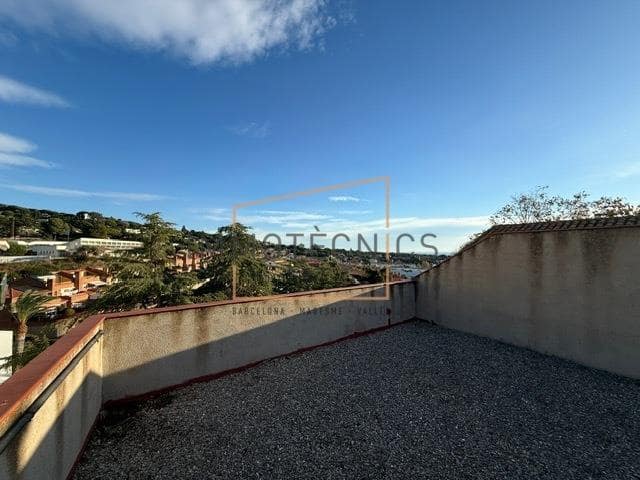 Komercyjne na sprzedaż w Sant Vicenc de Montalt - 500 000 € (Ref: 9602772)