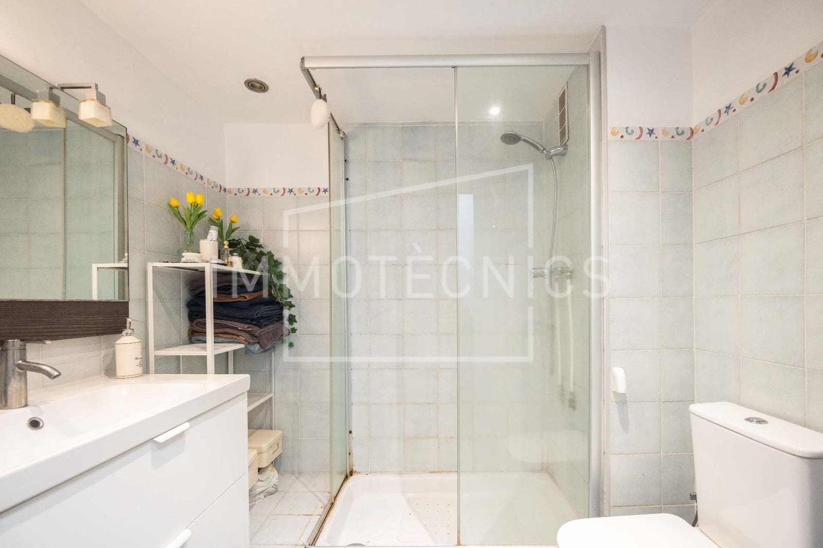 3 bedroom Flat for sale in Canet de Mar - € 250,000 (Ref: 9602773)