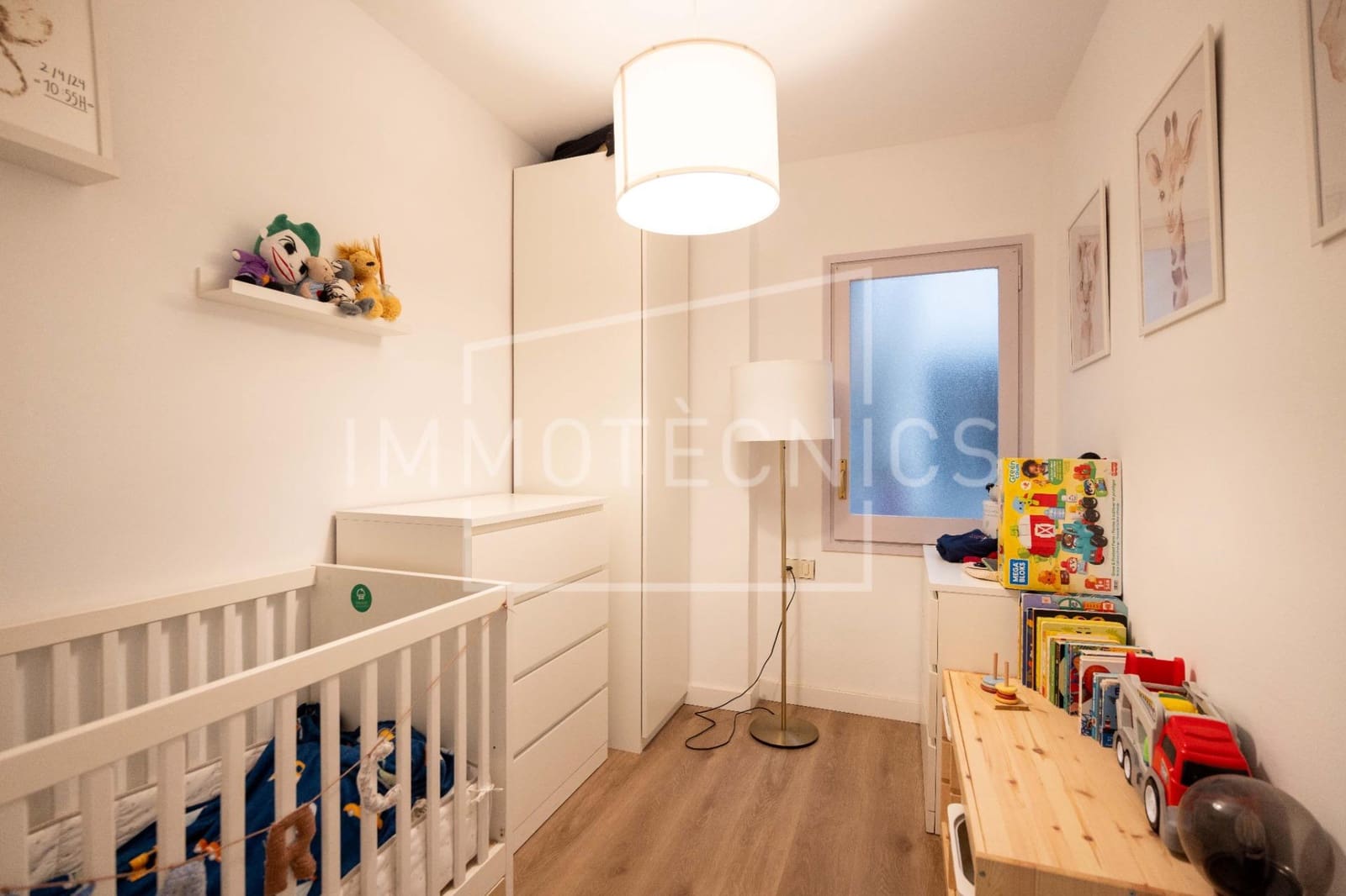 3 bedroom Flat for sale in Canet de Mar - € 250,000 (Ref: 9602773)