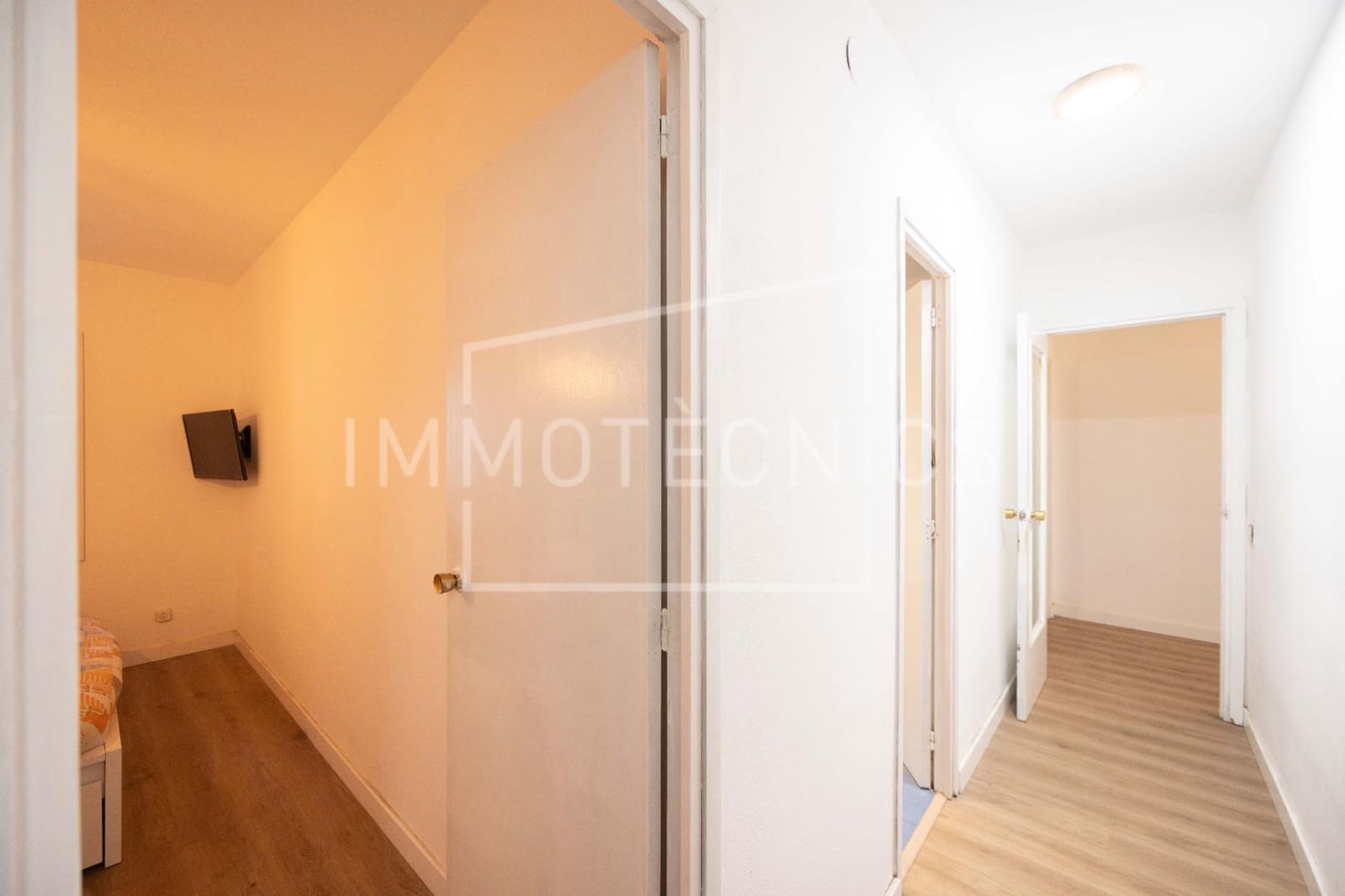 3 bedroom Flat for sale in Canet de Mar - € 250,000 (Ref: 9602773)