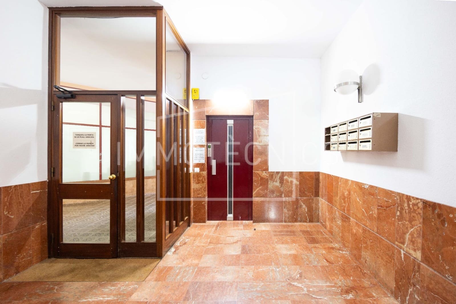 3 bedroom Flat for sale in Canet de Mar - € 250,000 (Ref: 9602773)