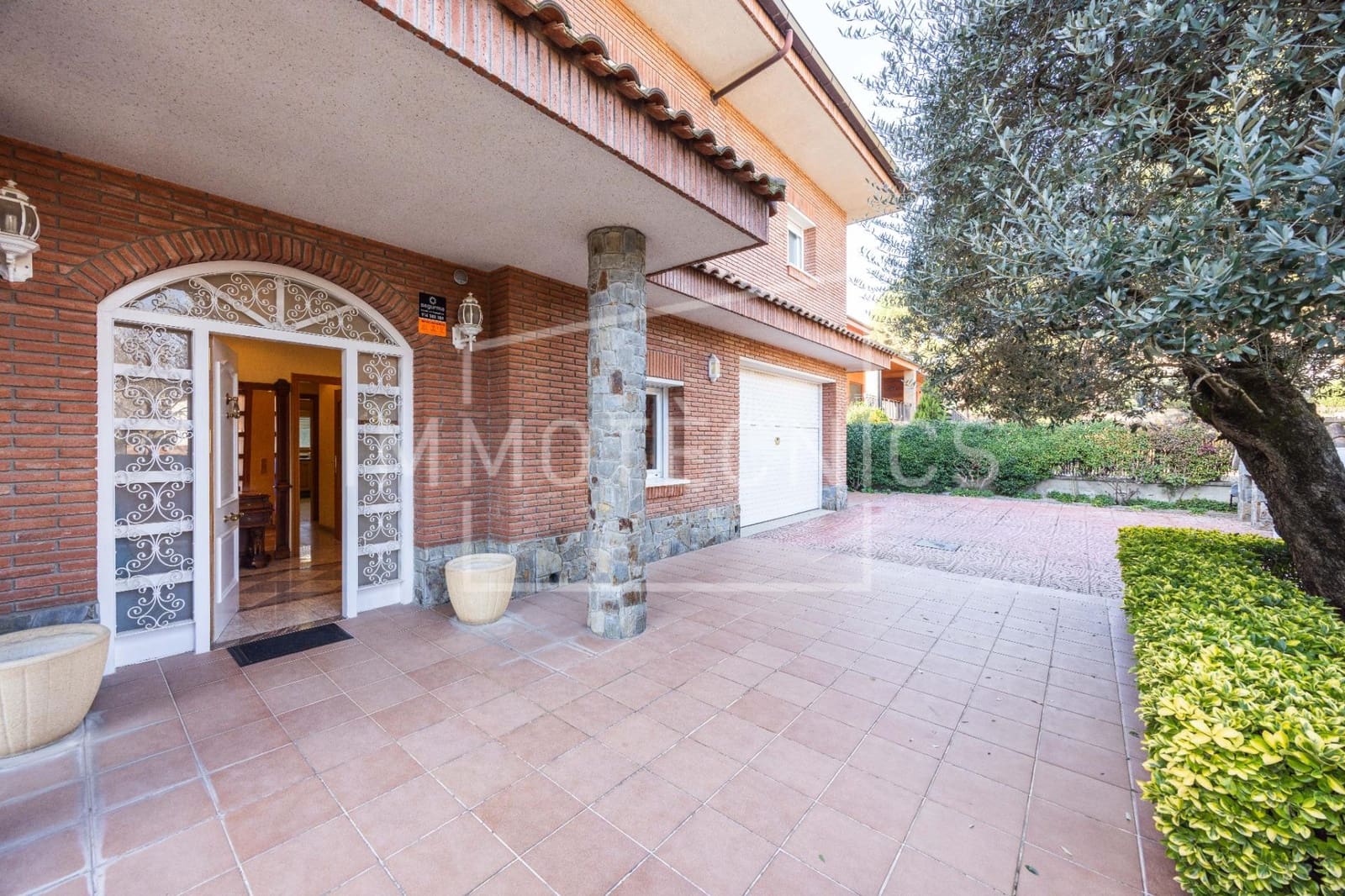 4 bedroom Villa for sale in Cardedeu with pool garage - € 950,000 (Ref: 9602775)