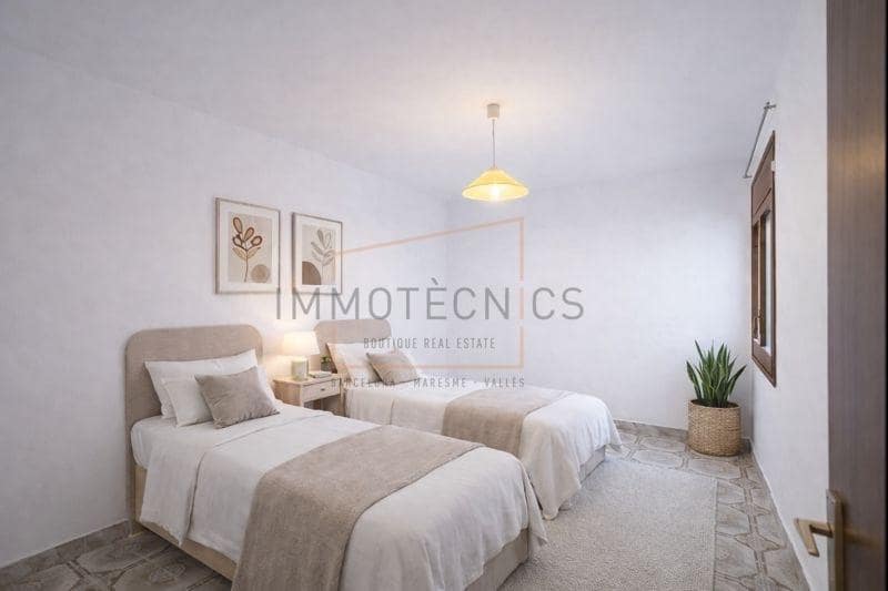 4 chambre Penthouse à vendre à Canet de Mar - 280 000 € (Ref: 9602778)