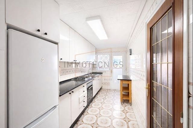 4 chambre Penthouse à vendre à Canet de Mar - 280 000 € (Ref: 9602778)