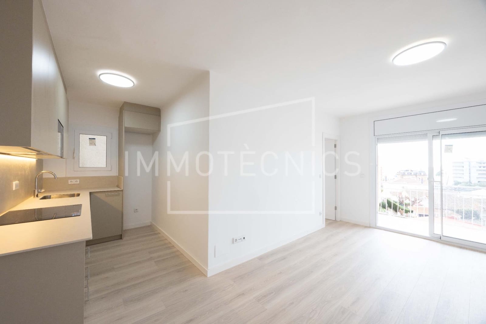 3 bedroom Flat for sale in Caldes d'Estrac - € 288,000 (Ref: 9602779)