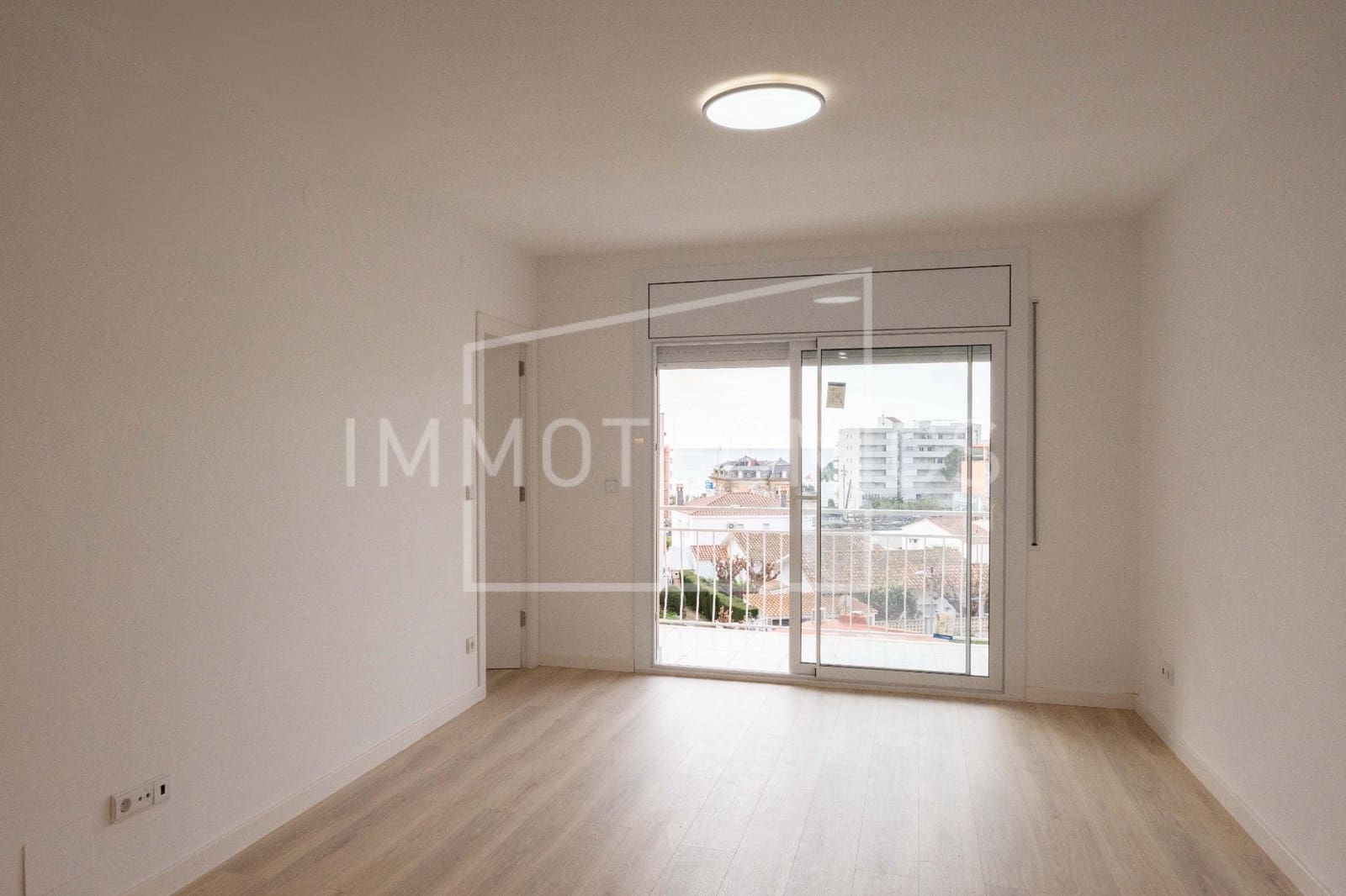 3 bedroom Flat for sale in Caldes d'Estrac - € 288,000 (Ref: 9602779)