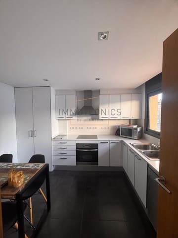 3 makuuhuone Rivitalo myytävänä paikassa Gualba mukana 
autotalli - 345 000 € (Ref: 9608199)