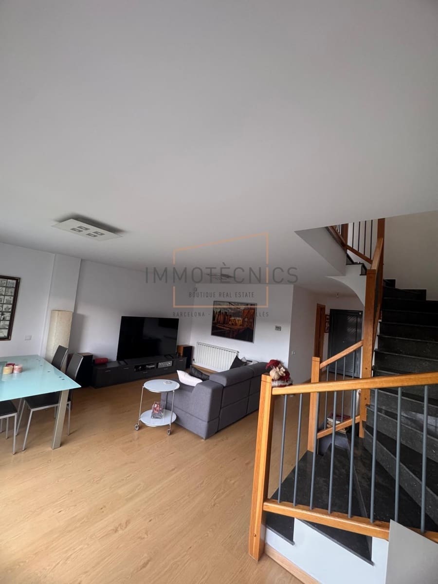 3 bedroom Terraced Villa for sale in Gualba with garage - € 345,000 (Ref: 9608199)