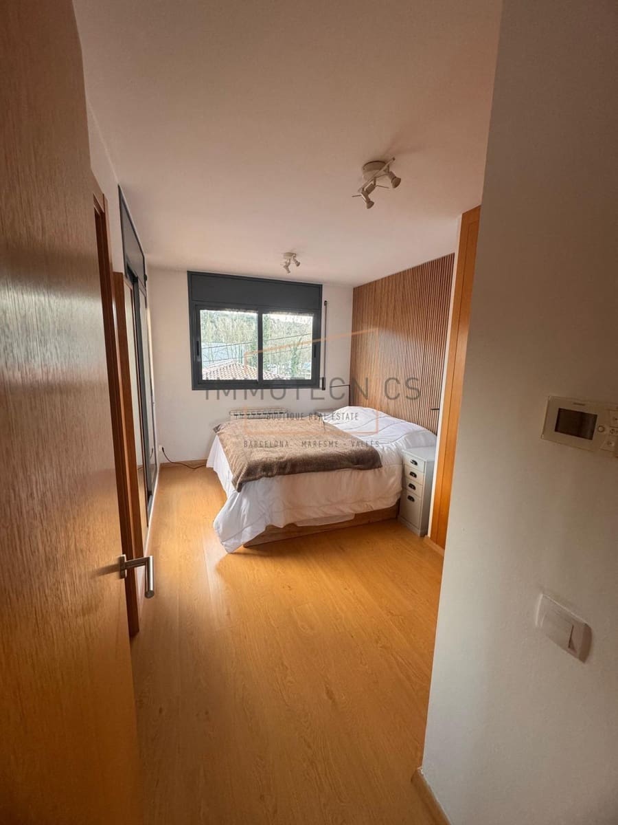 3 bedroom Terraced Villa for sale in Gualba with garage - € 345,000 (Ref: 9608199)