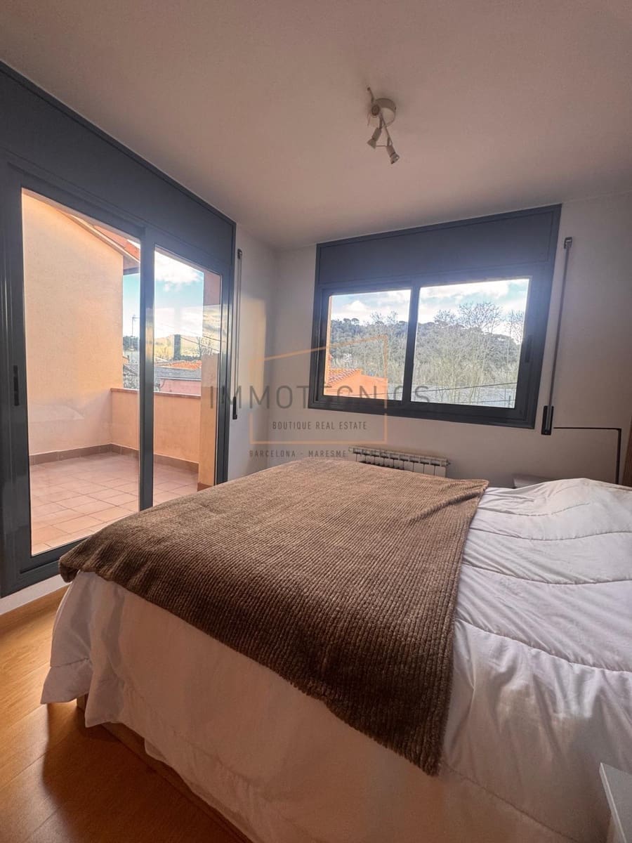 3 bedroom Terraced Villa for sale in Gualba with garage - € 345,000 (Ref: 9608199)