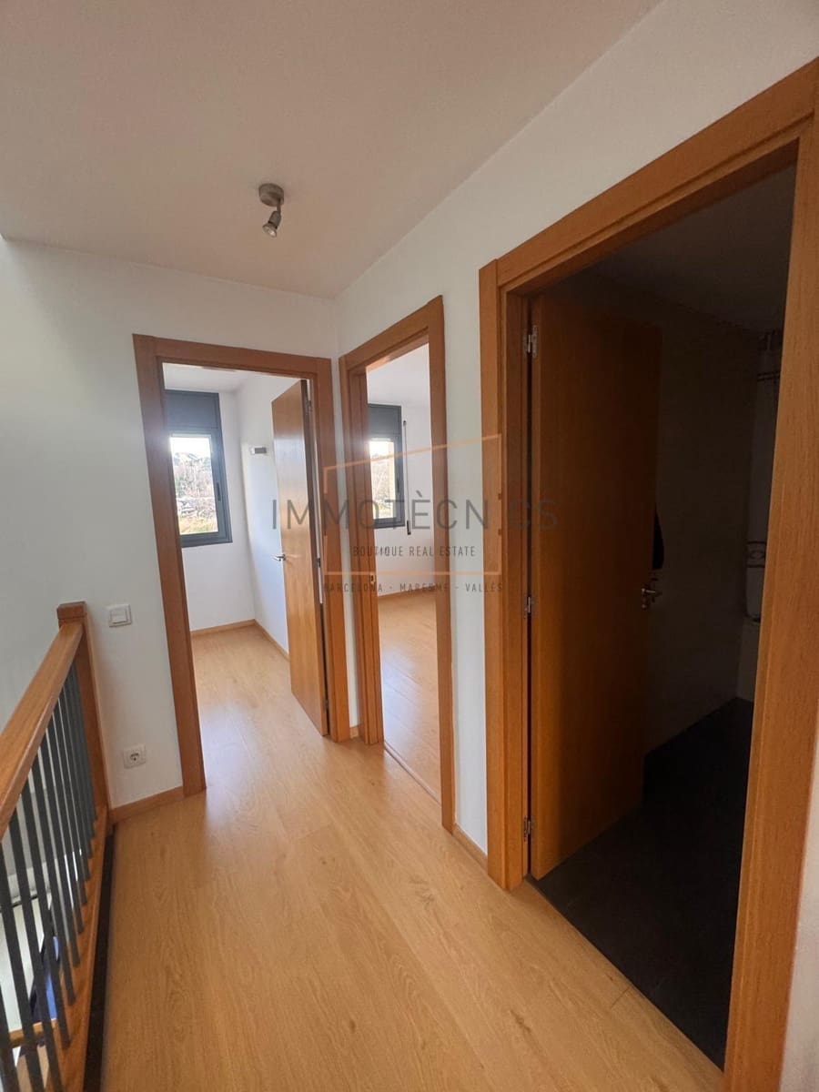 3 bedroom Terraced Villa for sale in Gualba with garage - € 345,000 (Ref: 9608199)