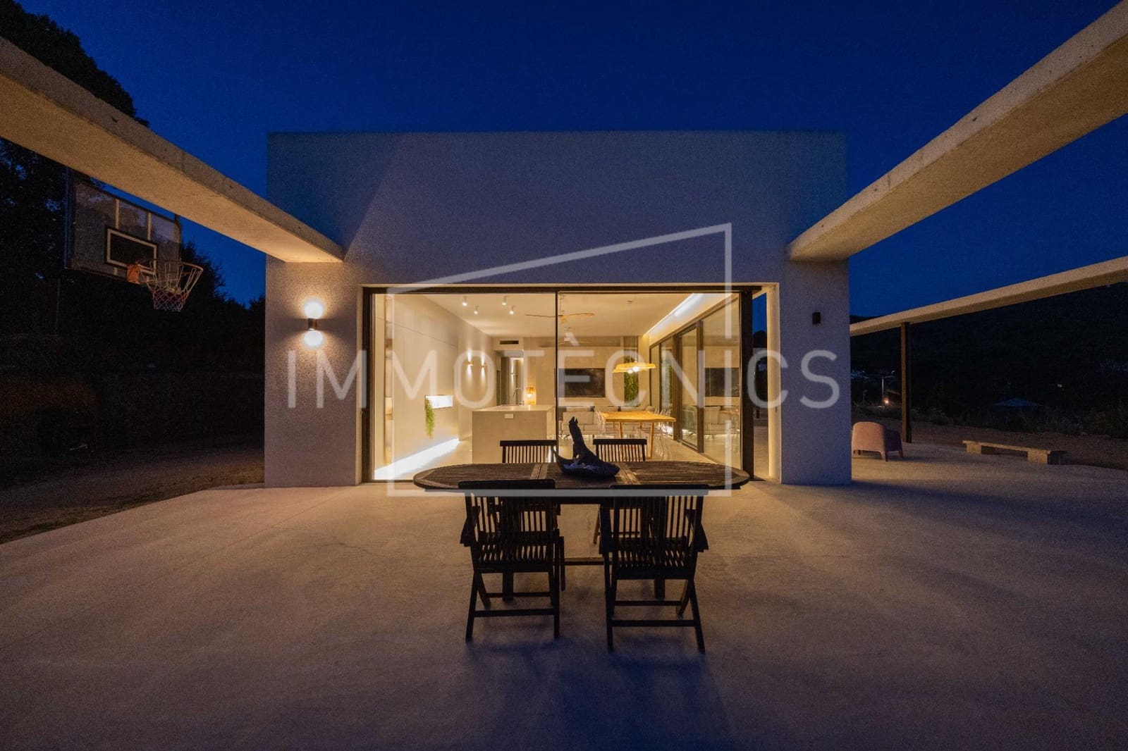 5 sovrum Villa till salu i Vilanova del Valles med garage - 995 000 € (Ref: 9619443)