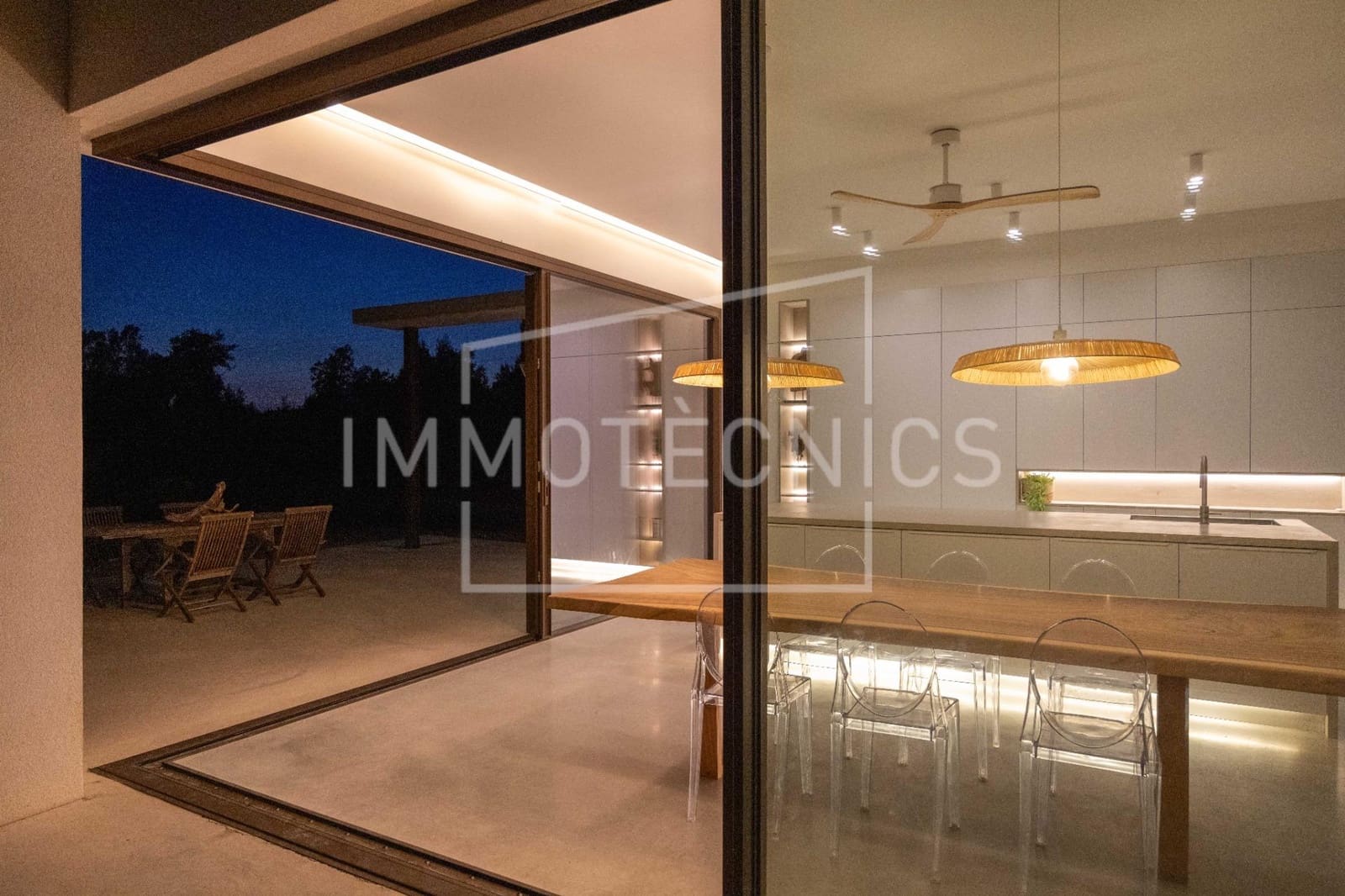 5 sovrum Villa till salu i Vilanova del Valles med garage - 995 000 € (Ref: 9619443)