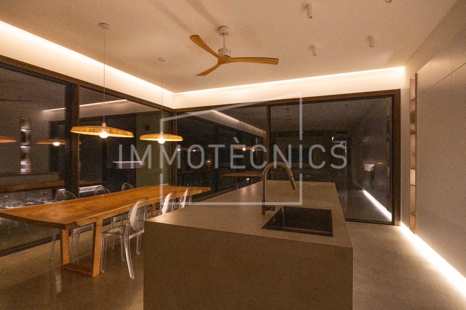 5 sovrum Villa till salu i Vilanova del Valles med garage - 995 000 € (Ref: 9619443)