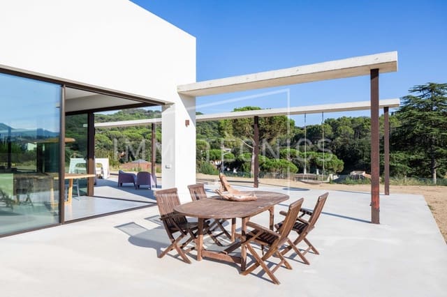 5 sovrum Villa till salu i Vilanova del Vallès med garage - 995 000 € (Ref: 9619443)