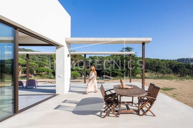 5 sovrum Villa till salu i Vilanova del Vallès med garage - 995 000 € (Ref: 9619443)