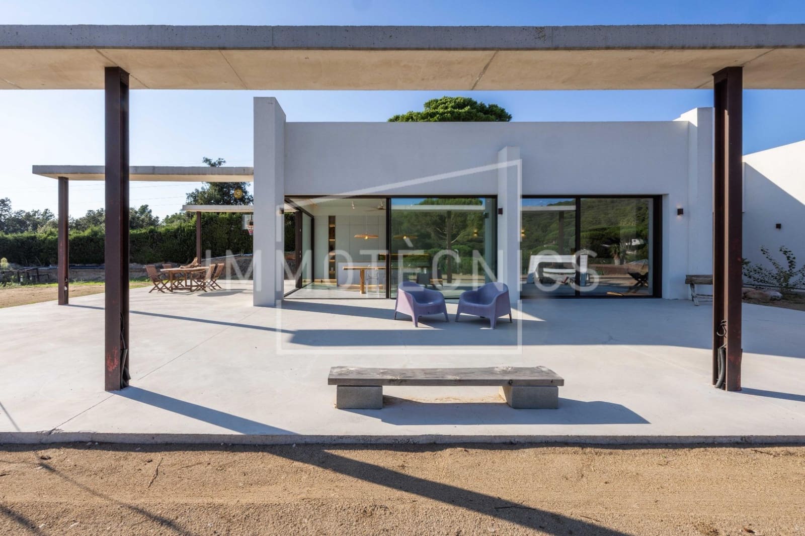 5 bedroom Villa for sale in Vilanova del Valles with garage - € 995,000 (Ref: 9619443)