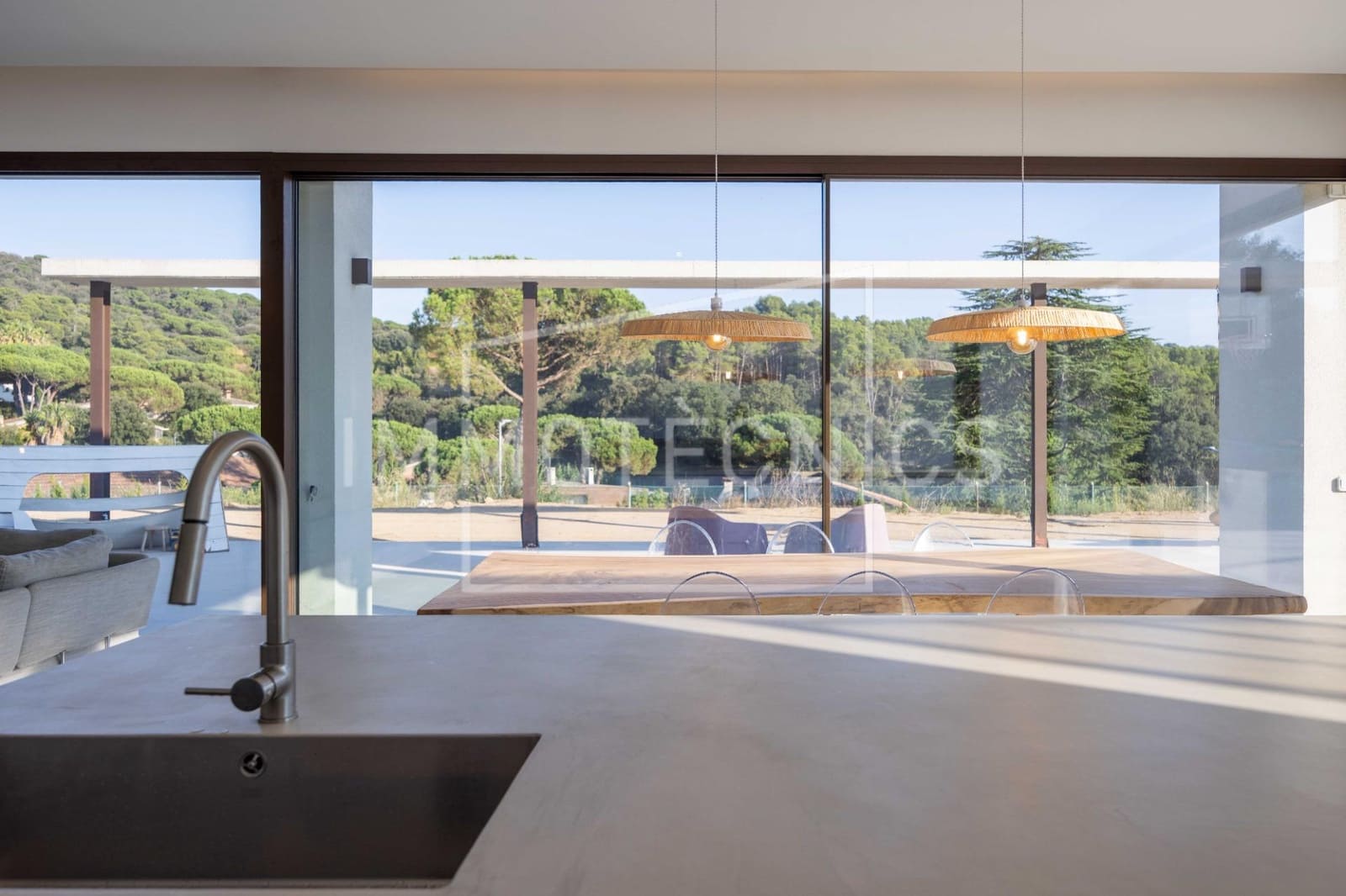 5 bedroom Villa for sale in Vilanova del Valles with garage - € 995,000 (Ref: 9619443)