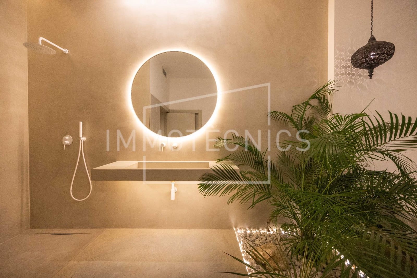 5 bedroom Villa for sale in Vilanova del Valles with garage - € 995,000 (Ref: 9619443)