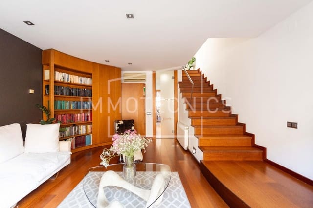 3 sovrum Radhus till salu i Granollers - 830 000 € (Ref: 9645175)