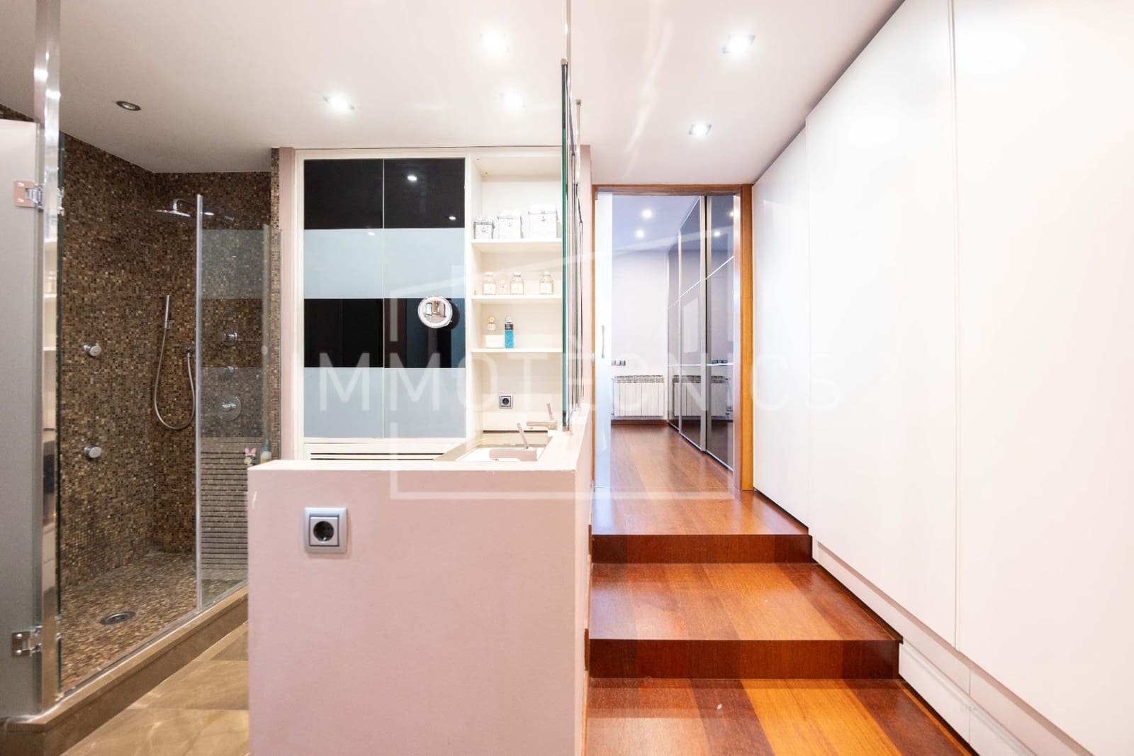 3 sovrum Radhus till salu i Granollers - 830 000 € (Ref: 9645175)