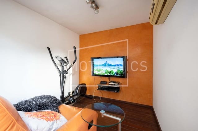 3 quarto Moradia em Banda para venda em Granollers - 830 000 € (Ref: 9645175)
