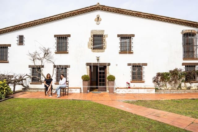 6 Zimmer Finca/Landgut zu verkaufen in Sant Iscle de Vallalta mit Pool Garage - 1.350.000 € (Ref: 9656235)