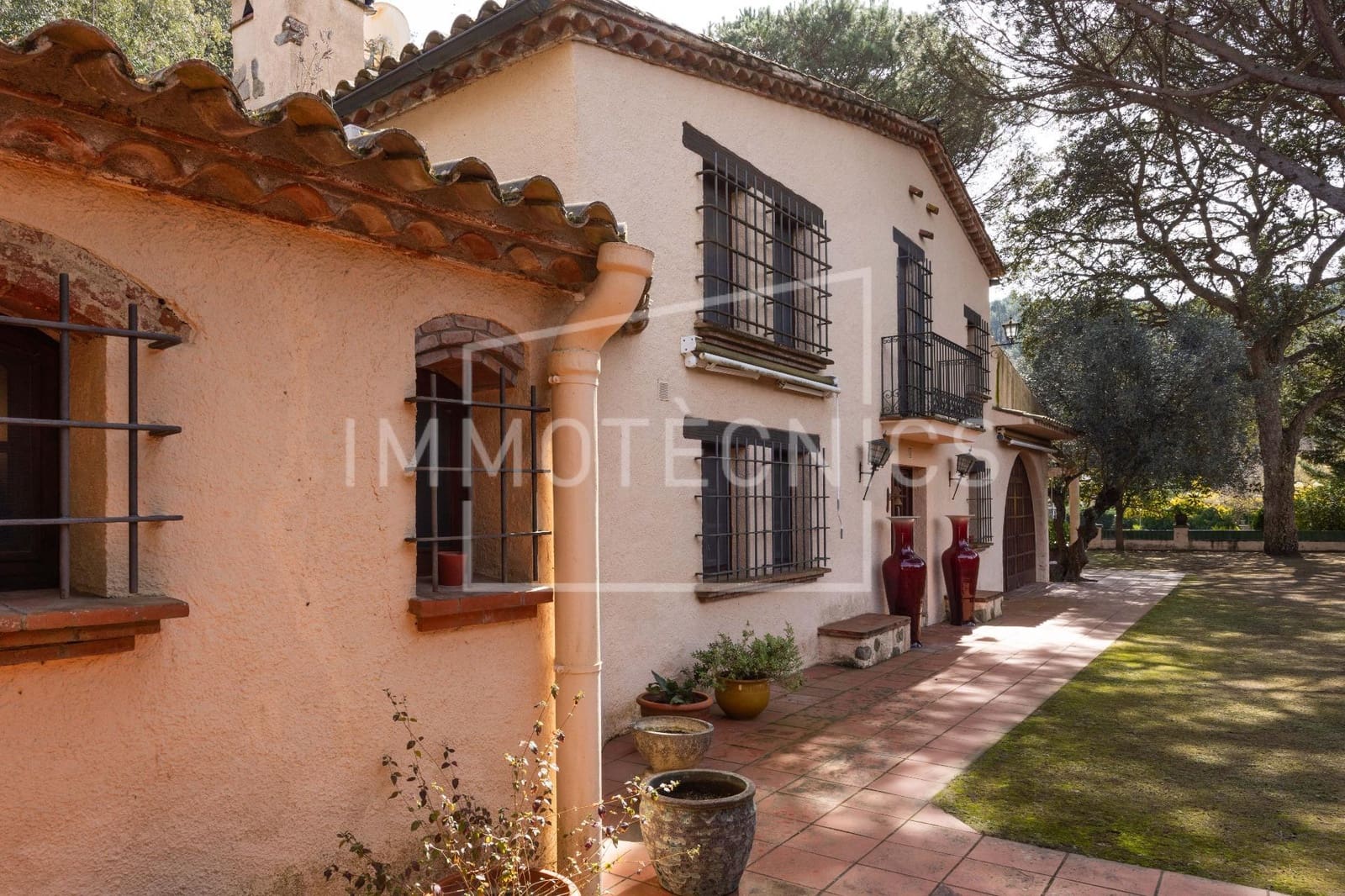 6 bedroom Finca/Country House for sale in Sant Iscle de Vallalta with pool garage - € 1,350,000 (Ref: 9656235)