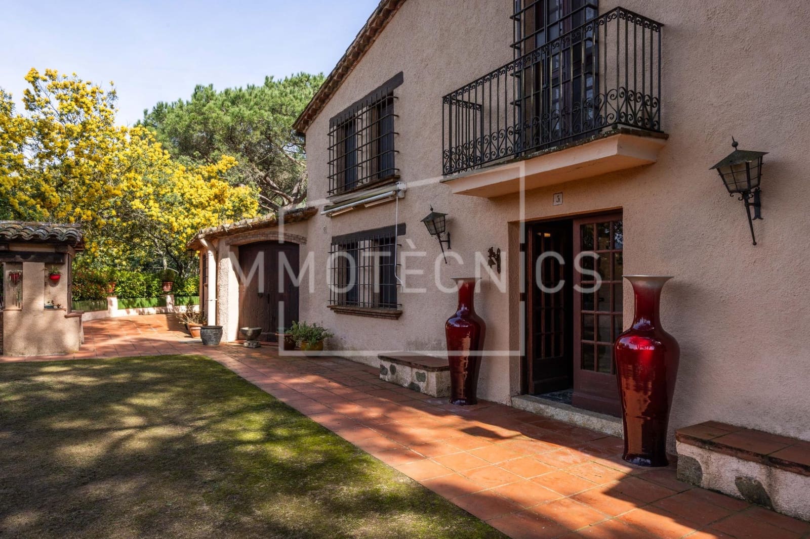 6 bedroom Finca/Country House for sale in Sant Iscle de Vallalta with pool garage - € 1,350,000 (Ref: 9656235)