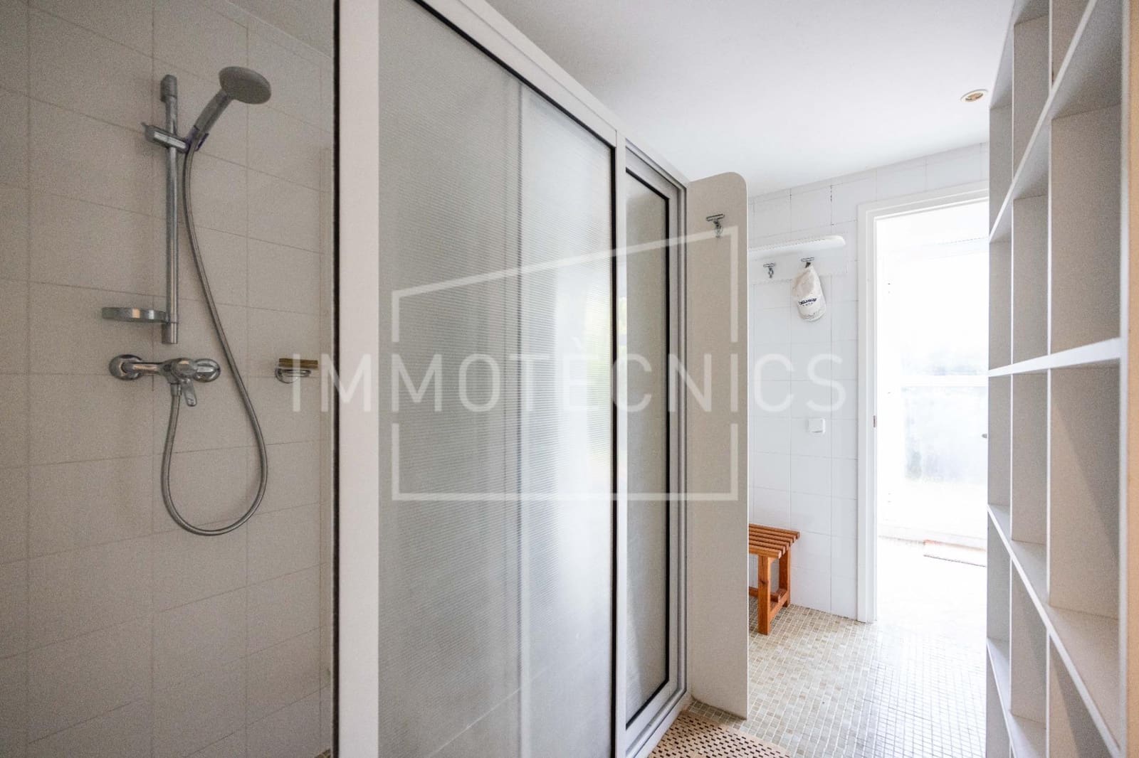 6 sovrum Finca/Hus på landet till salu i Sant Iscle de Vallalta med pool garage - 1 350 000 € (Ref: 9656235)