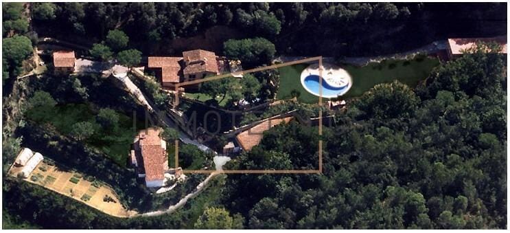 6 sovrum Finca/Hus på landet till salu i Sant Iscle de Vallalta med pool garage - 1 350 000 € (Ref: 9656235)