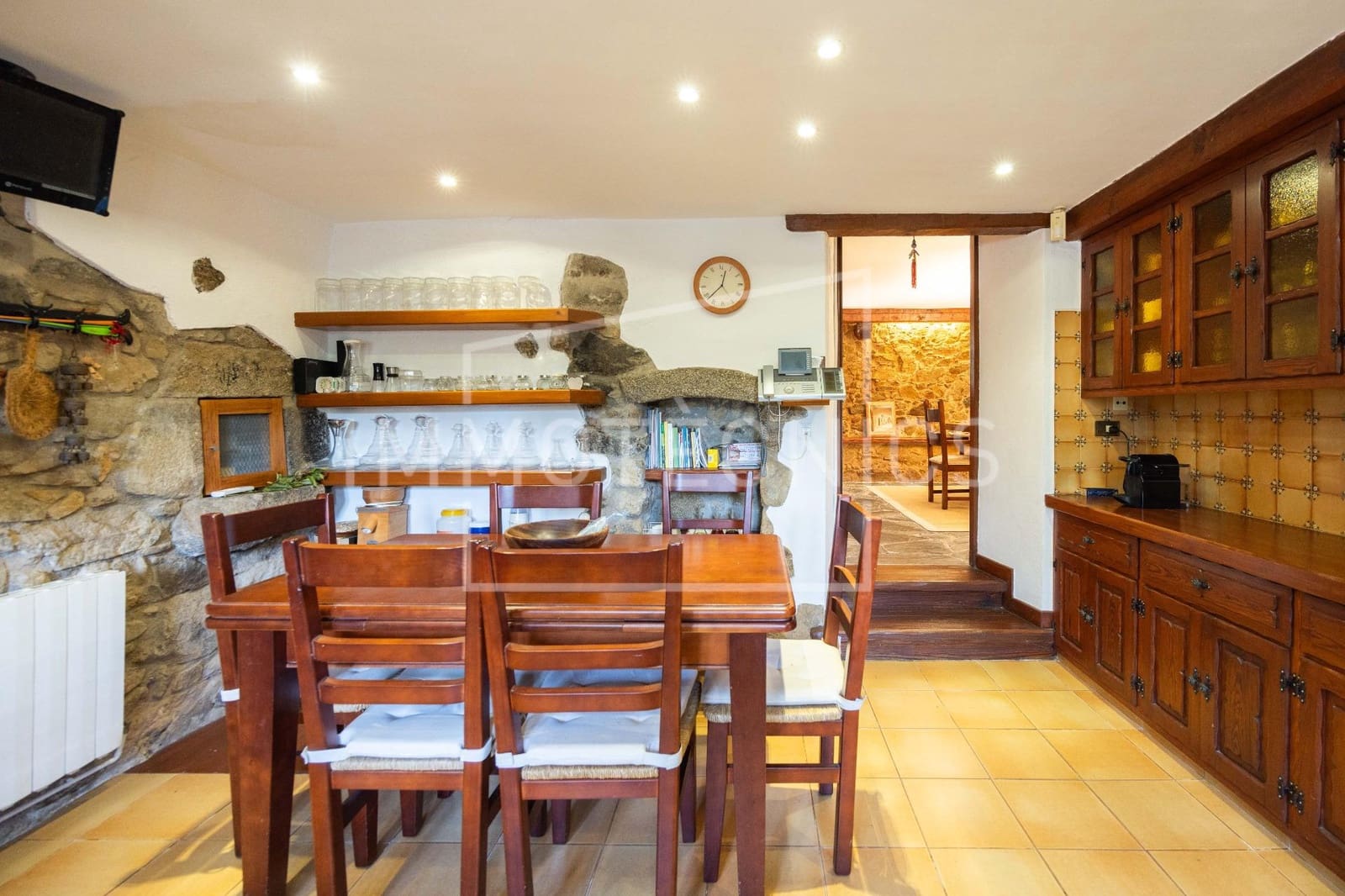 6 sovrum Finca/Hus på landet till salu i Sant Iscle de Vallalta med pool garage - 1 350 000 € (Ref: 9656235)