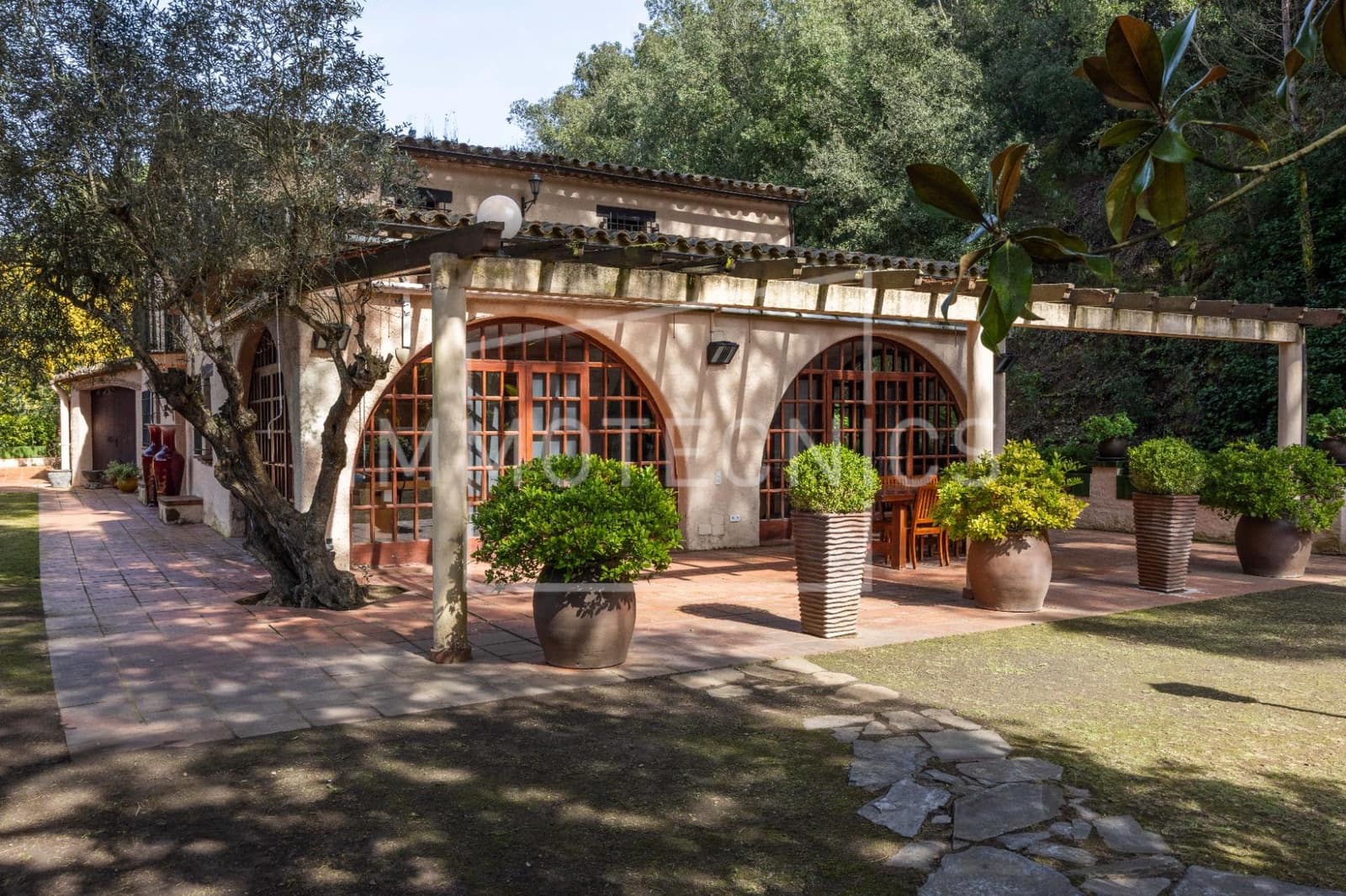 6 sovrum Finca/Hus på landet till salu i Sant Iscle de Vallalta med pool garage - 1 350 000 € (Ref: 9656235)