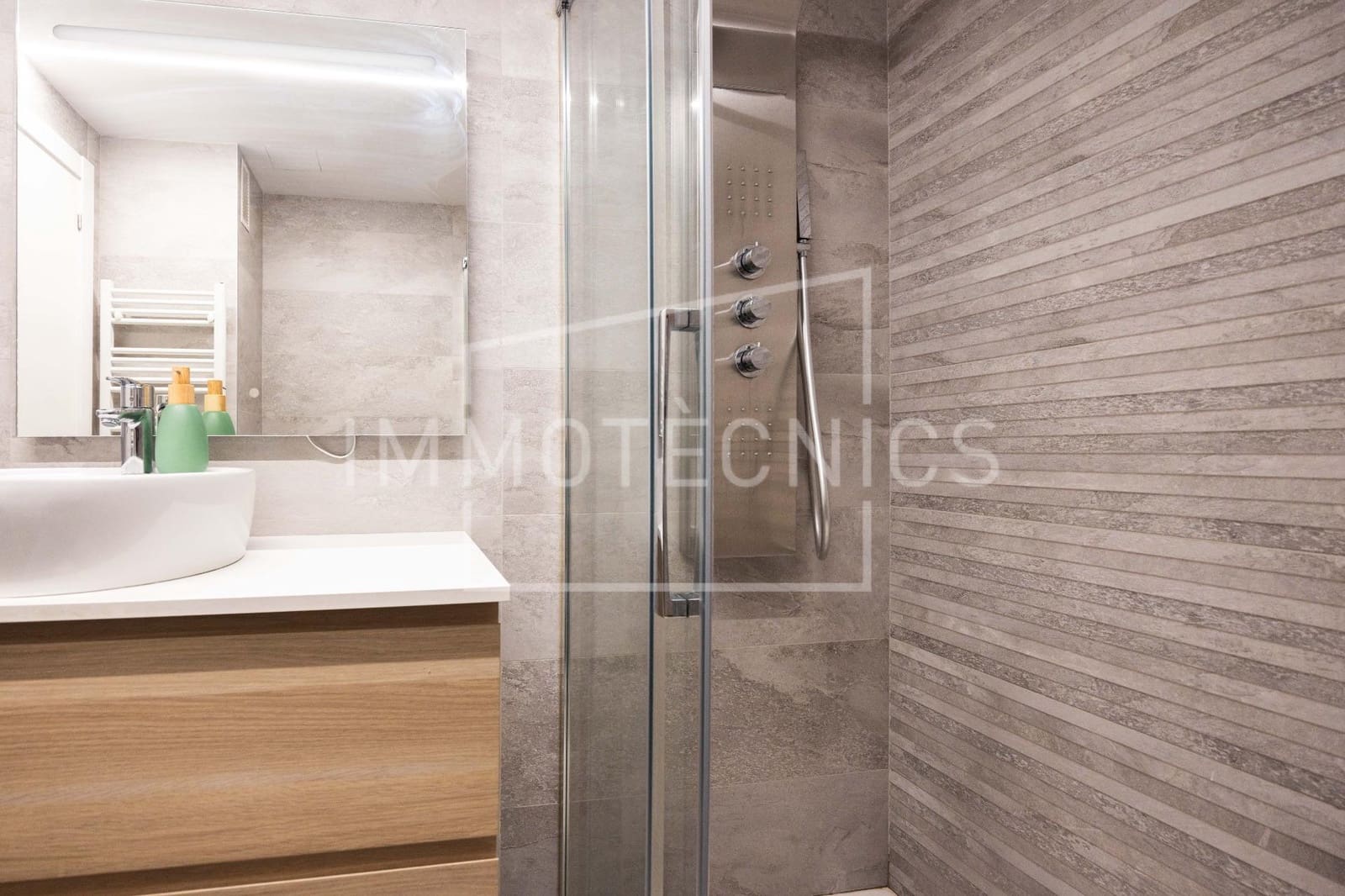 2 bedroom Flat for sale in Granollers with garage - € 265,000 (Ref: 9666726)