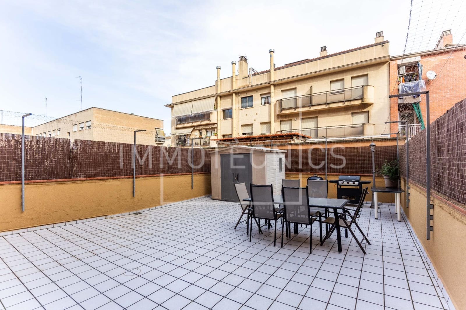 2 bedroom Flat for sale in Granollers with garage - € 265,000 (Ref: 9666726)