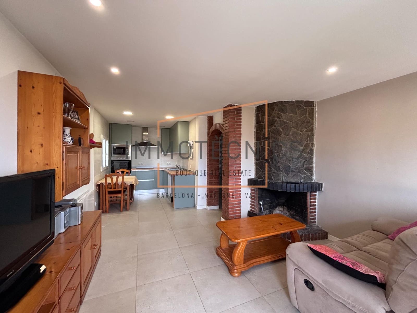 2 slaapkamer Finca/Landhuis te koop in Sant Iscle de Vallalta - € 230.000 (Ref: 9670857)